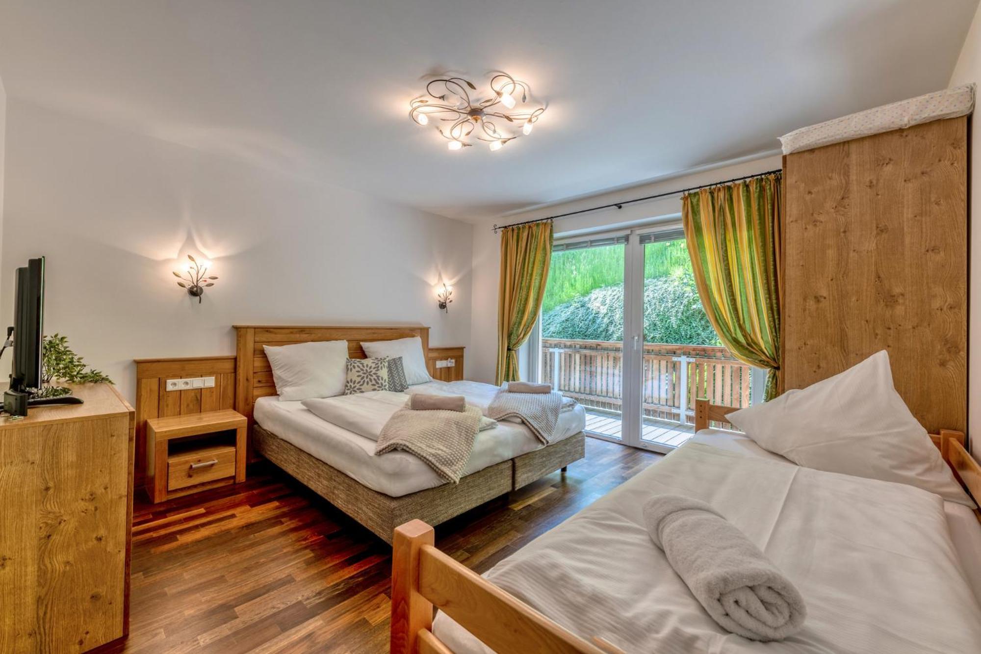 Appartement Eichenhof Top 10 Zell am See Exterior photo