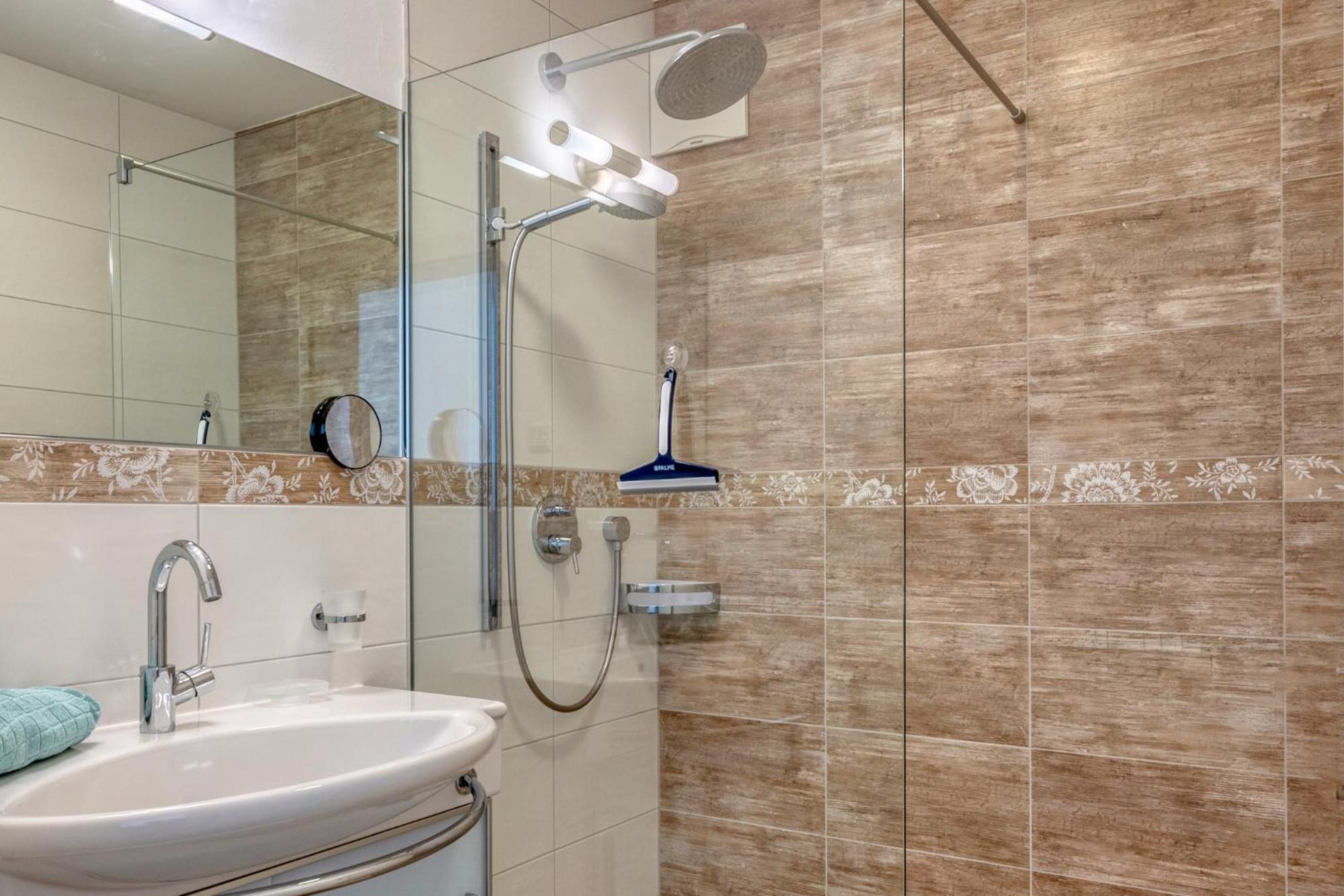 Appartement Eichenhof Top 10 Zell am See Exterior photo